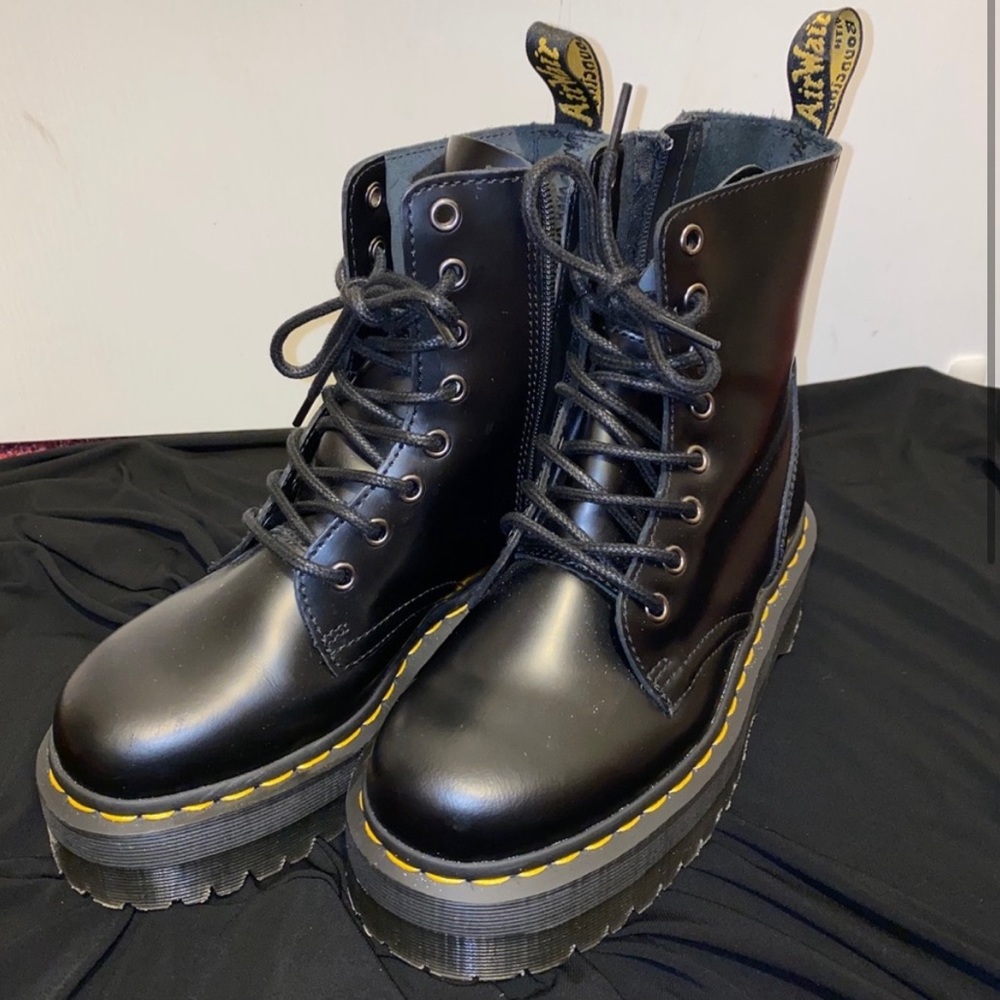 ✨ Dr. Martens Jadon Boots ✨